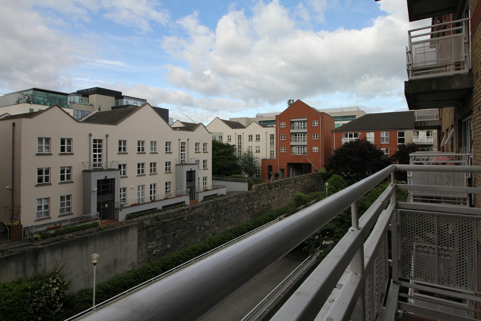 The Windmill Apartment Dublin Exterior foto